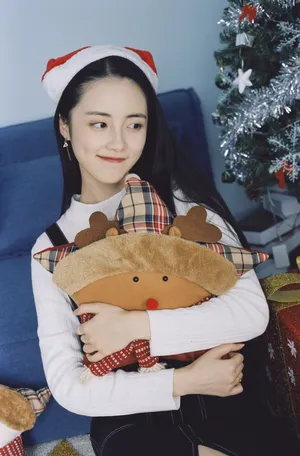 可爱清纯美女章乐韵圣诞图片_3