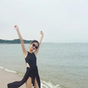 马泽涵性感迷人海边写真图片_1