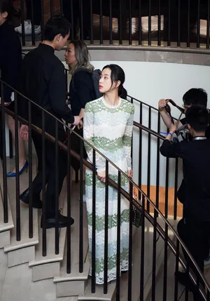李梦蕾丝长裙性感活动照图片_2