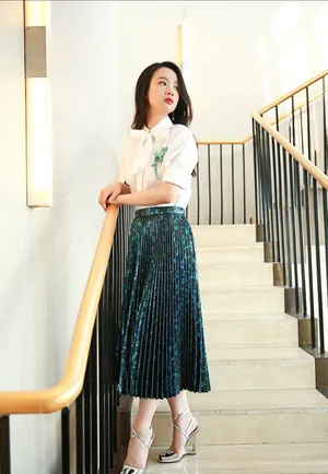 女演员李梦时尚活动照甜美写真_4