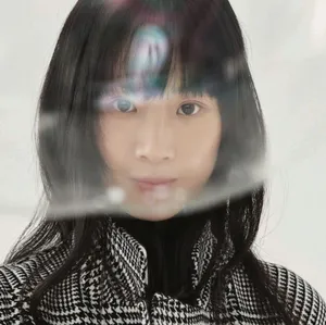 演员李梦时尚芭莎杂志写真图片_1