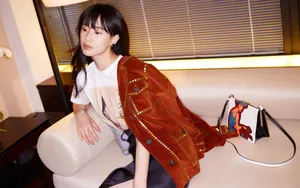 李梦铆钉夹克时尚性感写真图片_4