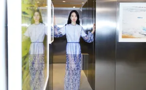李梦电影展性感图片_1