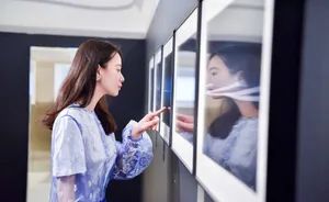 李梦电影展性感图片_9