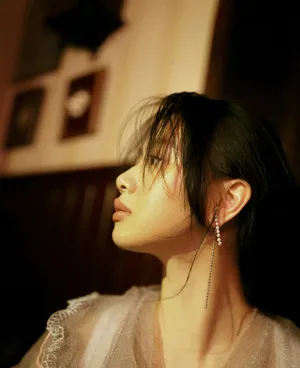 李梦浪漫性感时尚写真图片_6