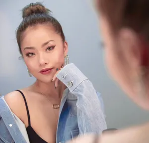 王菊丰满身材性感图片_2
