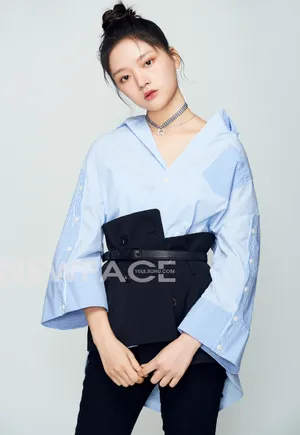 任敏Newface性感杂志写真大片_2