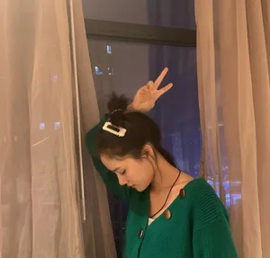 任敏生活自拍照图片