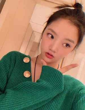 任敏生活自拍照图片_1