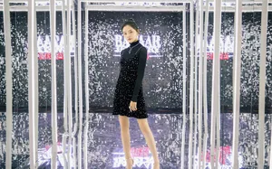 新生代演员任敏性感活动照图片