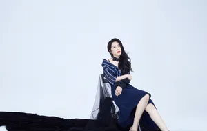 曾黎气质干练时尚杂志写真图片_5