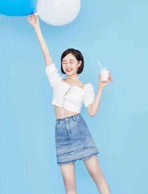 李子璇清新甜美活动写真图片_7
