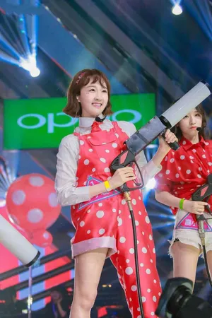 李子璇《创造101》高清图片_4