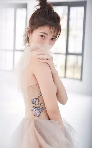 王妍之性感迷人写真图片_2