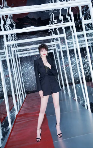 王妍之时尚摩登活动写真图片_5