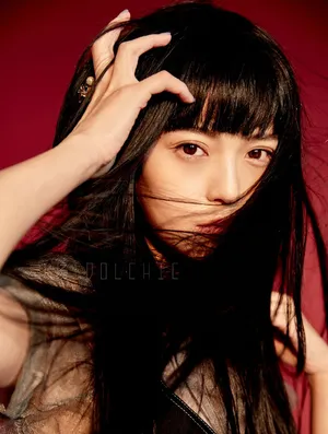 王妍之黑长直性感写真图片_1