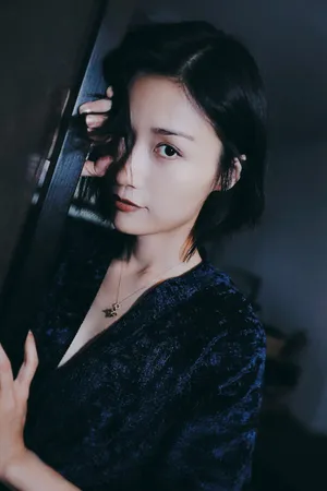 田沅复古摩登光影写真图片_4