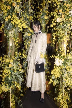 田沅性感时尚写真图片_3