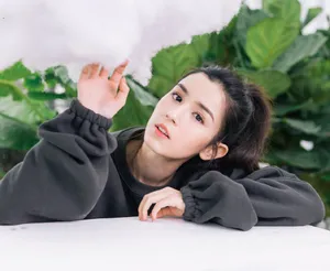 哈妮克孜清新甜美写真图片_9