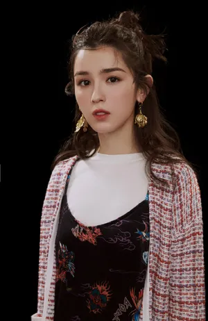 哈妮克孜甜美气质时尚写真图片_3