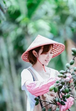 姜妍《野生厨房》甜美剧照图片_4