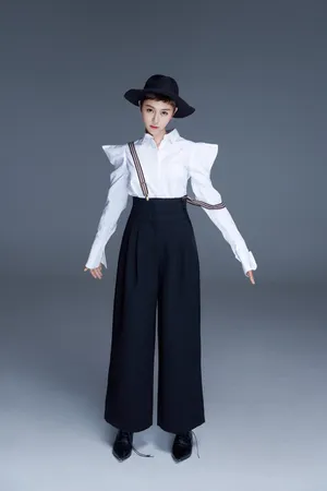 姜妍造型清爽甜美率性写真图片_3