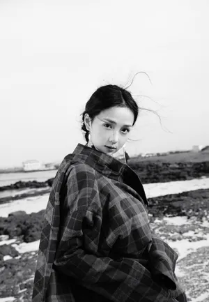 邱诗媛个性画风唯美写真第1张
