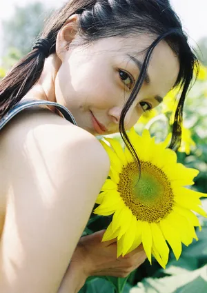 邱诗媛清新甜美写真_2