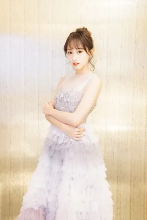 SNH48黄婷婷甜美仙气写真图片_3