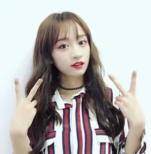 SNH48黄婷婷清新灵动写真图片_2