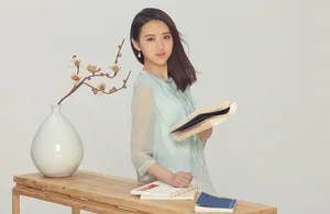 中央电视台主持人黄婷婷图片_7