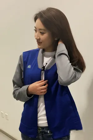 中央电视台主持人黄婷婷图片_9