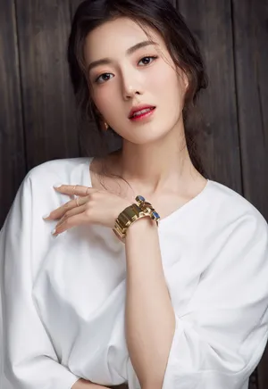 何美璇知性优雅写真图片_2