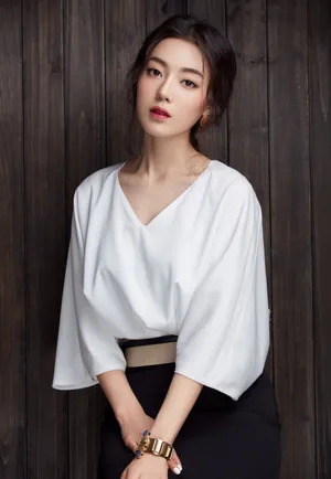何美璇知性优雅写真图片_3