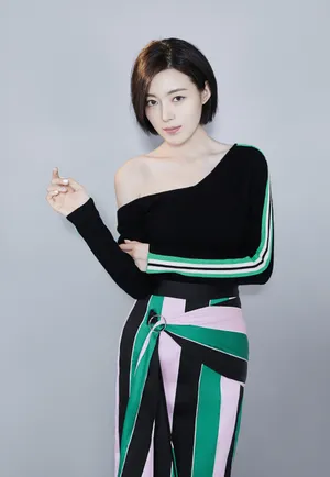 何美璇性感写真图片_1
