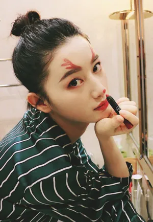郭晓婷可爱俏皮自拍图片_2