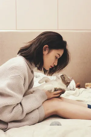 郭晓婷清新随性居家写真图片