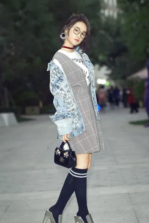郭晓婷时尚街拍图片_4