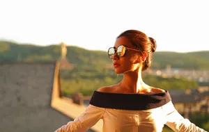李春嫒性感旅拍图片_6