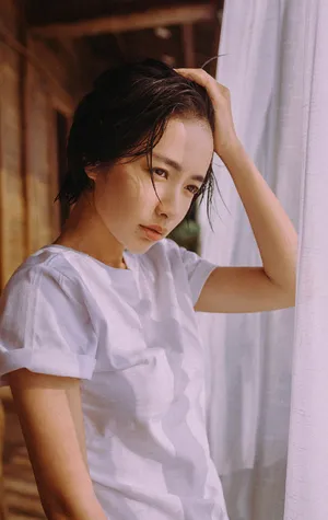 李春嫒清新随性写真图片_6