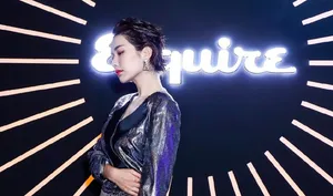 李春嫒时尚干练活动照图片_6