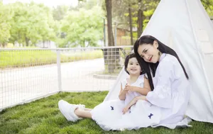 包文婧包可艾童趣可爱写真图片