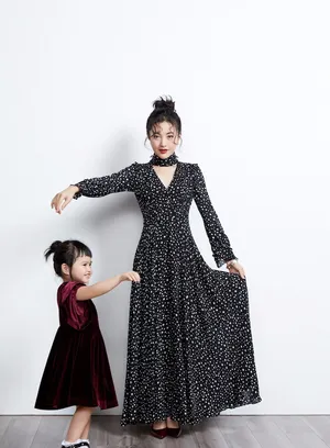 包文婧包可艾时尚杂志写真图片_6