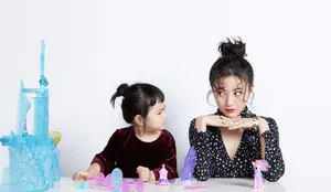 包文婧包可艾时尚杂志写真图片_8