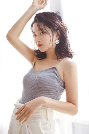 包文婧气质性感写真图片