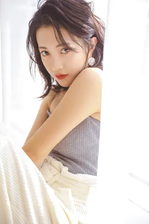 包文婧气质性感写真图片_2