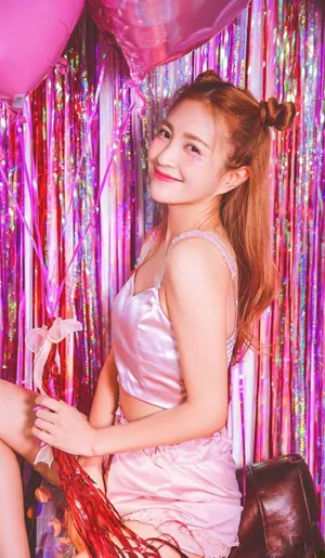 包文婧少女清新写真图片：元气满满_7