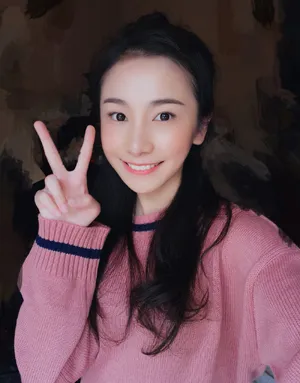 姜梓新生活照