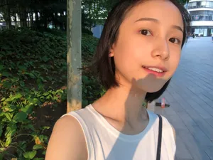 姜梓新生活照_5