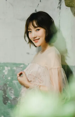 孙艺宁清新温婉写真图片_3